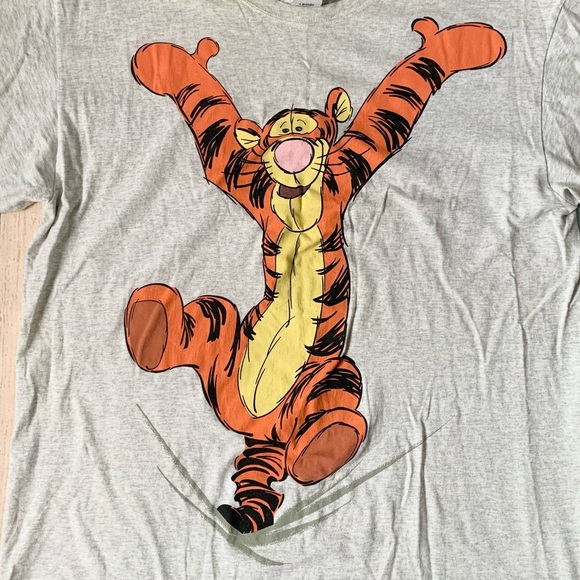 Vintage Disney store tiger oversized short sleeve tee - Picture 3 of 7
